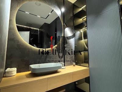 квартира за адресою Трускавецька вул., 8
