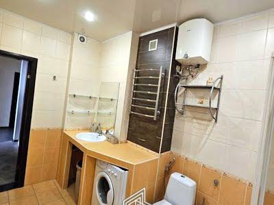 квартира по адресу Миколы Бажана просп., 16