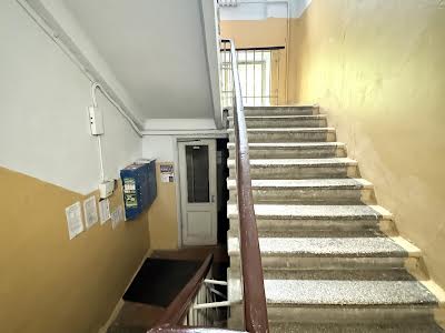 квартира за адресою Шота Руставелі вул., 27