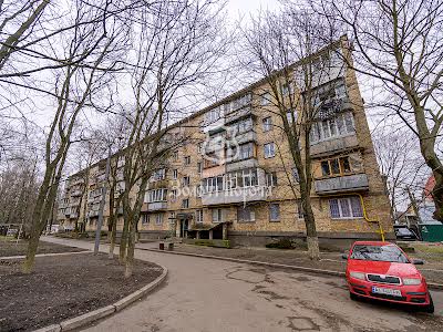 квартира по адресу Туполева академика ул., 5д