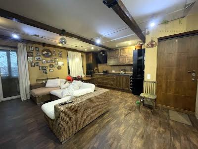 квартира за адресою Профессора Атамановского, 27