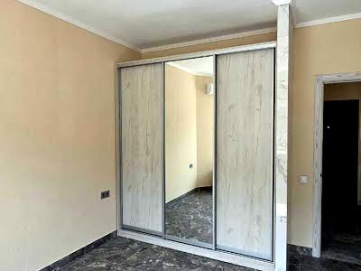 квартира за адресою Сімейна вул., 3