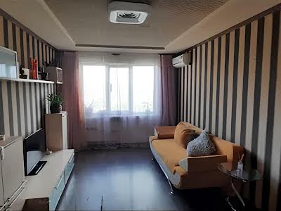 квартира за адресою Райдужна вул., 16