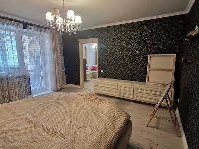 квартира по адресу Гвардейцев-Широнинцев ул., 29а