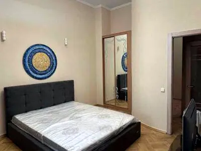 квартира за адресою Заньковецької вул., 3/1