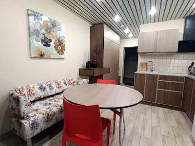 квартира за адресою Дніпро, Лоцманський узвіз, 9
