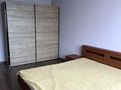 квартира за адресою Бориса Гмирі вул., 4