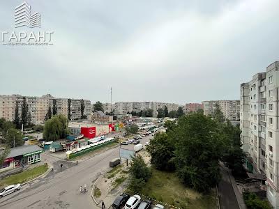 квартира за адресою Михайла Лушпи просп., 22