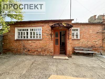 будинок за адресою Космічна вул., 2