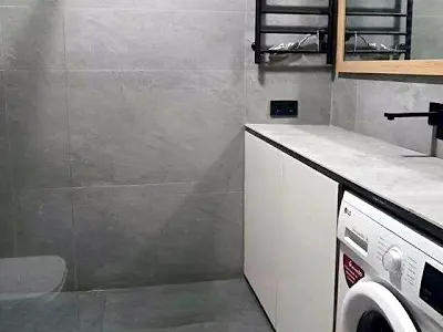 квартира за адресою Салютна вул., 2к18