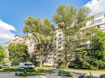 квартира за адресою Світлицького вул., 24
