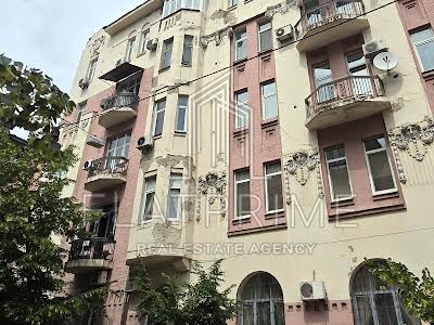 квартира за адресою Рейтарська вул., 20/24