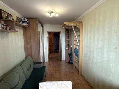 квартира по адресу Днепровская ул., 9