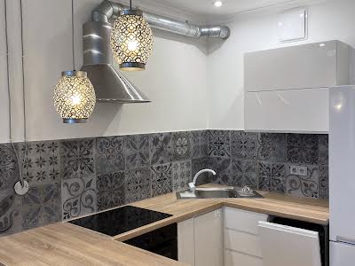 квартира за адресою Золотоустівська вул., 34