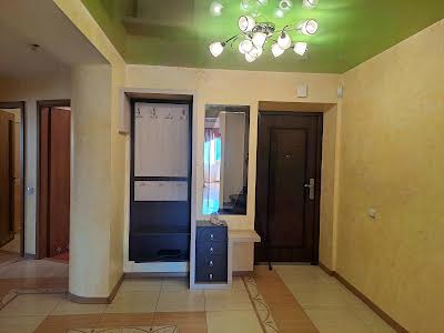 квартира за адресою Репіна, 18