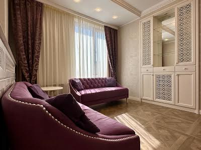 квартира за адресою Отрадна вул., 13