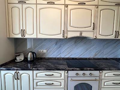 квартира за адресою Польова вул., 73
