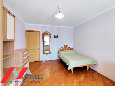квартира за адресою Оноре де Бальзака вул., 4