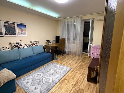 квартира за адресою Набережна Перемоги вул., 136-А