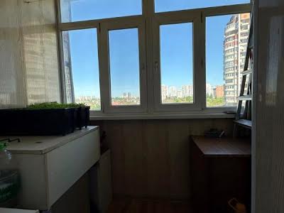 квартира по адресу Инглези ул. (25-ї Чапаєвської Дивізії), 3