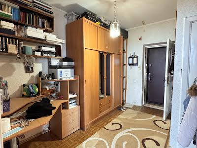 квартира за адресою Верховинна вул., 91