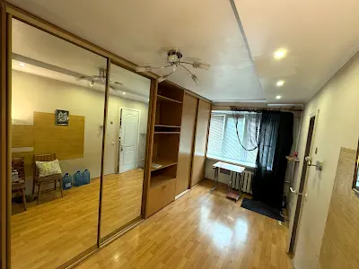 квартира за адресою Київ, Депутатська вул., 25