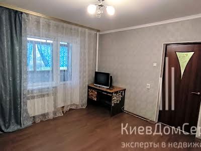 квартира за адресою Київ, Автозаводська вул., 71