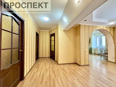 квартира по адресу Металлургов ул., 32б