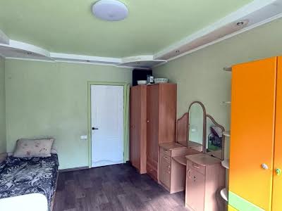 квартира за адресою Тракторобудівників, 100