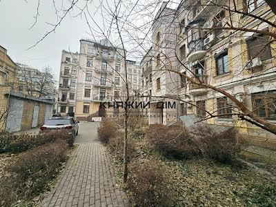 квартира за адресою Борисоглібська вул., 16В