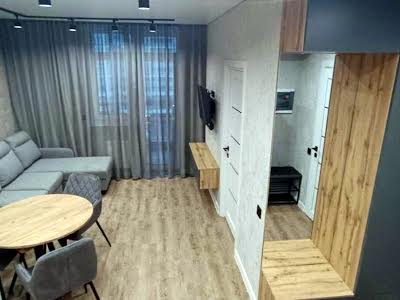 квартира за адресою Ревуцького вул., 40Б