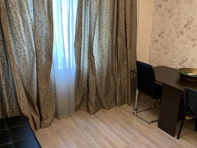 квартира по адресу Анны Ахматовой ул., 13-Б