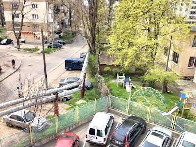 квартира за адресою Середньофонтанська вул., 30/1