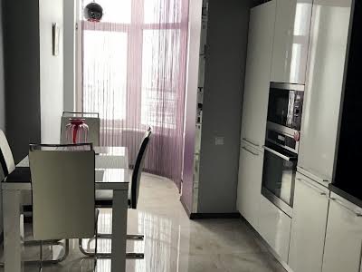 квартира за адресою Дніпровська набережна вул., 26г