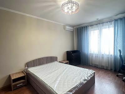 квартира по адресу Софии Русовой ул., 1-Б