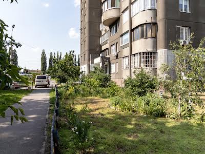 квартира за адресою Азербайджанська вул. (Бакинських Комісарів), 6