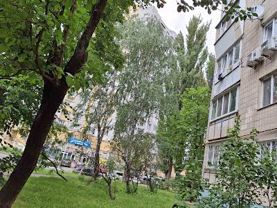 квартира за адресою Гетьмана Кирила Розумовського вул. (Миколи Краснова), 10