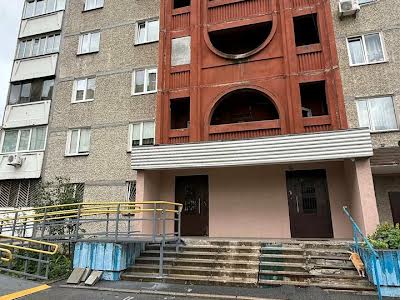 квартира за адресою Миколи Ушакова вул., 18