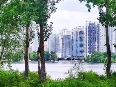 квартира за адресою Київ, Причальна вул., 14