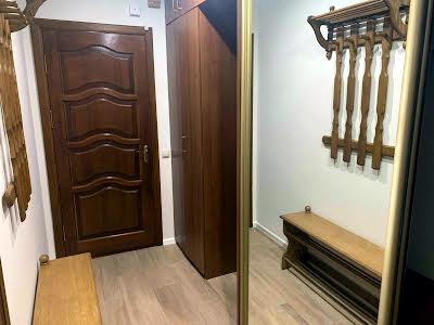 квартира по адресу Ларисы Руденко ул., 10в