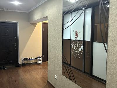 квартира за адресою Бориспільська вул., 6
