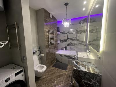 квартира за адресою Андрія Верхогляда вул. (Михайла Драгомирова), 20