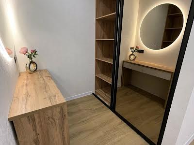 квартира за адресою Свободи вул., 5С