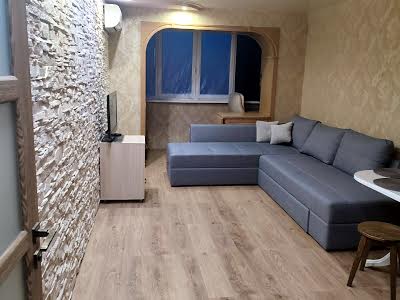 квартира за адресою Каденюка вул., 10