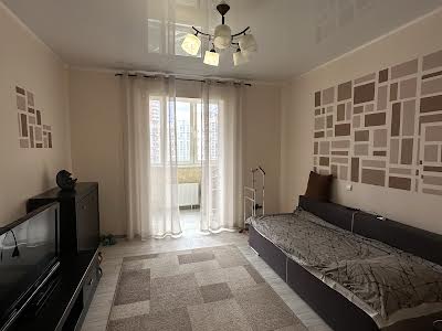 квартира за адресою Сімоненка, 113А