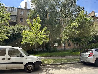 квартира за адресою Смілянська вул., 1