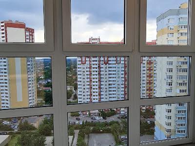 квартира за адресою Софії Русової вул., 7