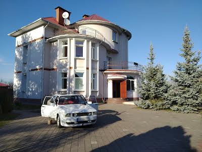 дом по адресу пгт. Козин, Анатолия Соловьяненко ул.