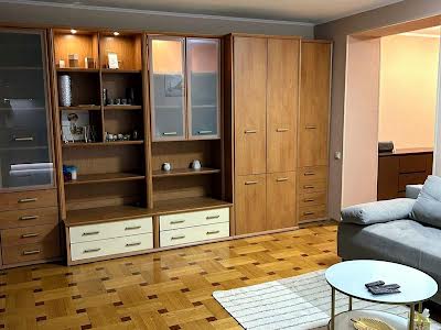 квартира за адресою Борщагівська вул., 143 б