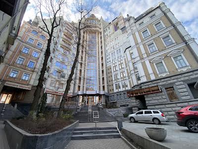 квартира по адресу Шевченко Тараса бульв., 11а